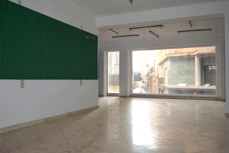 Commercial building in the heart of Manacor (Galerias Caldentey) — photo 9