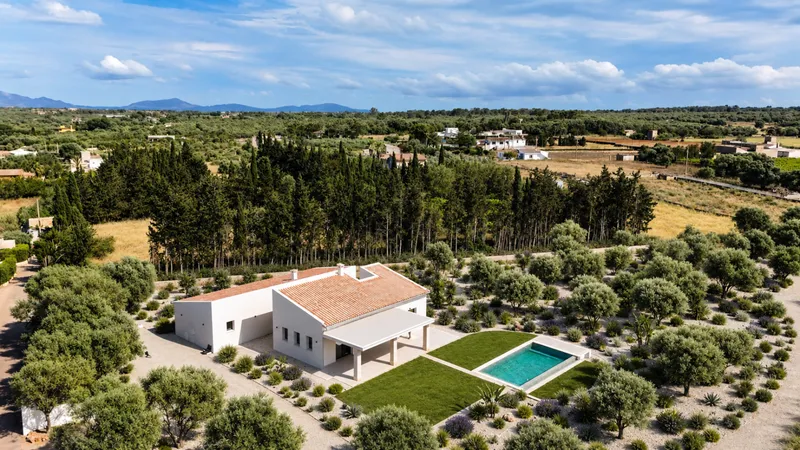 Detached Villa in Muro — photo 8