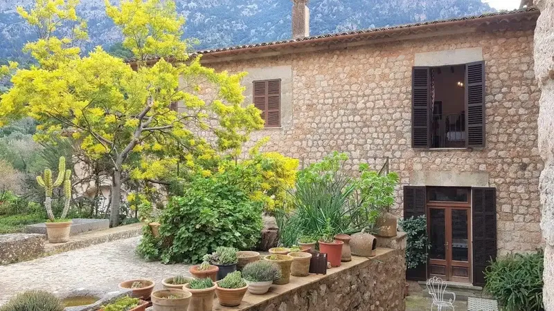villa in Fornalutx — photo 2