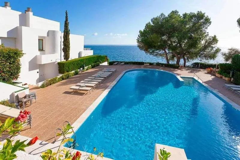 Illetas – Front line apartment with sea view — photo 1