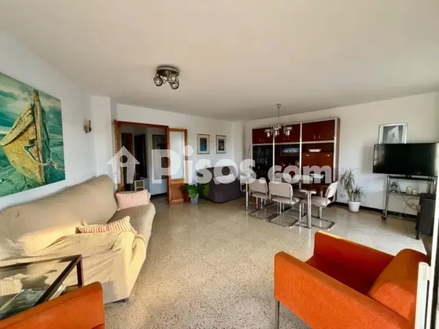 Apartment in Les Meravelles — photo 1