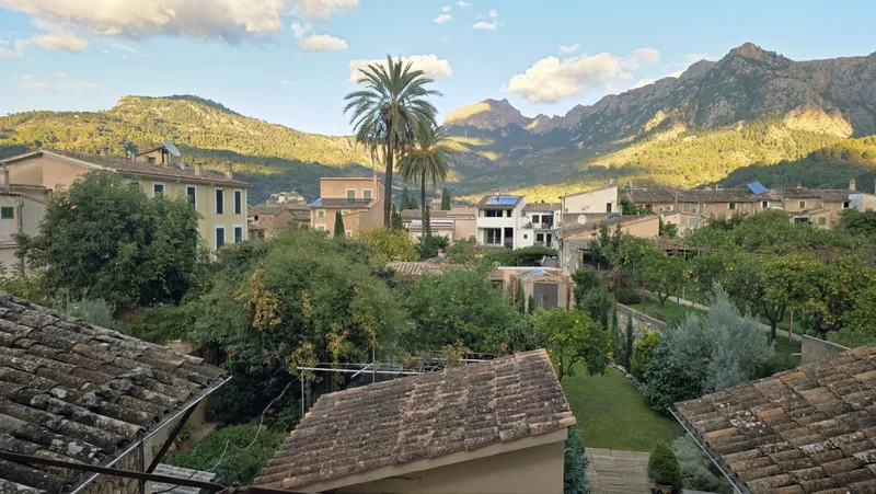Townhouse with garden and beautiful views in Sóller — photo 1