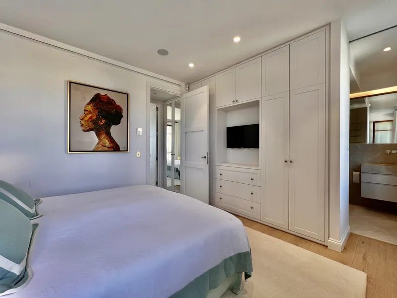 Exclusive house with pool on the front line in El Molinar — photo 5