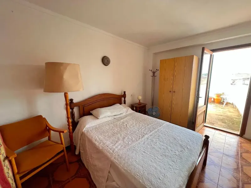 Quiet but central house in Pollensa with 3 bedrooms, 1 bathroom, living room, kitchen with dining area, patio, laundry room and rooftop terrace with — photo 12