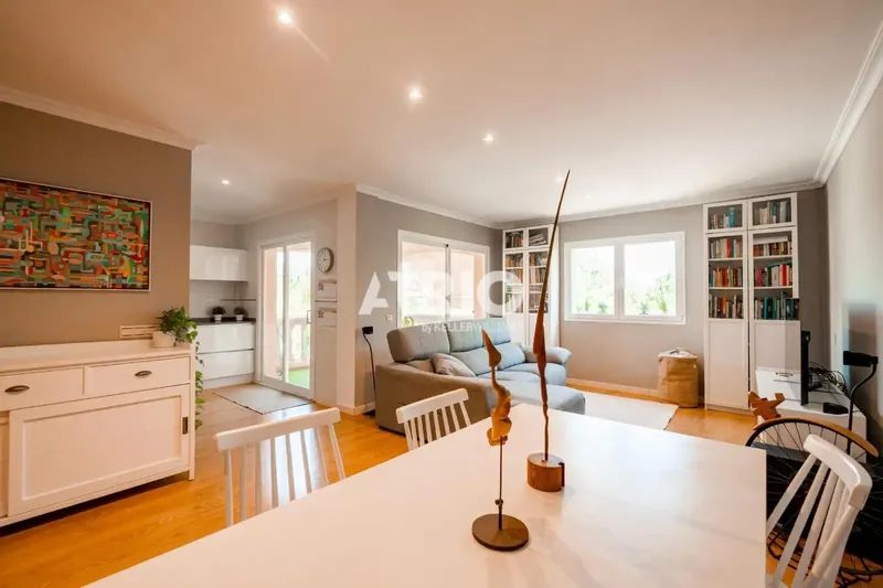Spacious 3-bedroom apartment with parking and views of the Sierra de Tramuntana — Palmanyola — photo 4