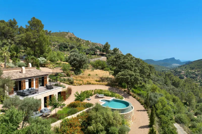 Charming renovated finca with spectacular mountain and harbor views - finca with pool (15320) — photo 1