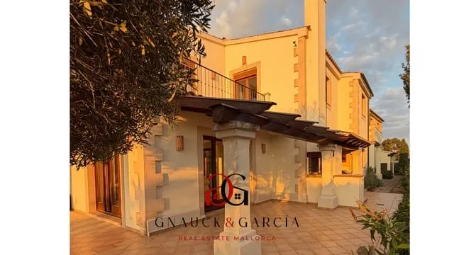 Villa for sale in Santa Ponsa, Calvià, Mallorca — photo 1