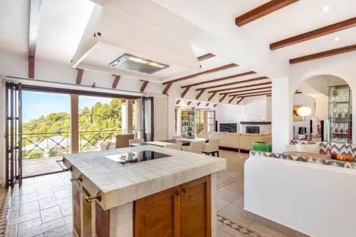 Calvia, exclusive villa near Calvià / Son Font - elegance, privacy & sea views. Available from [redacted] — photo 10