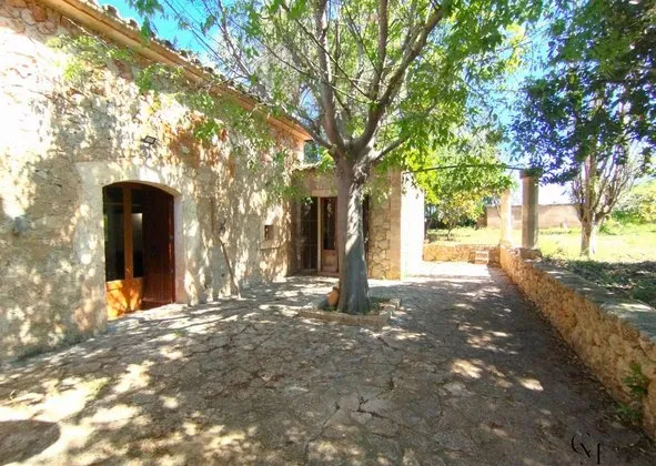 Estate in Sineu — photo 1