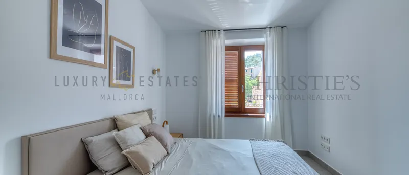 Exclusive newly built village house in Fornalutx with mountain views — photo 11