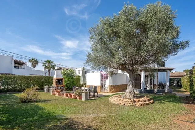 Villa for sale in Cala d'Or, Santanyí — photo 1