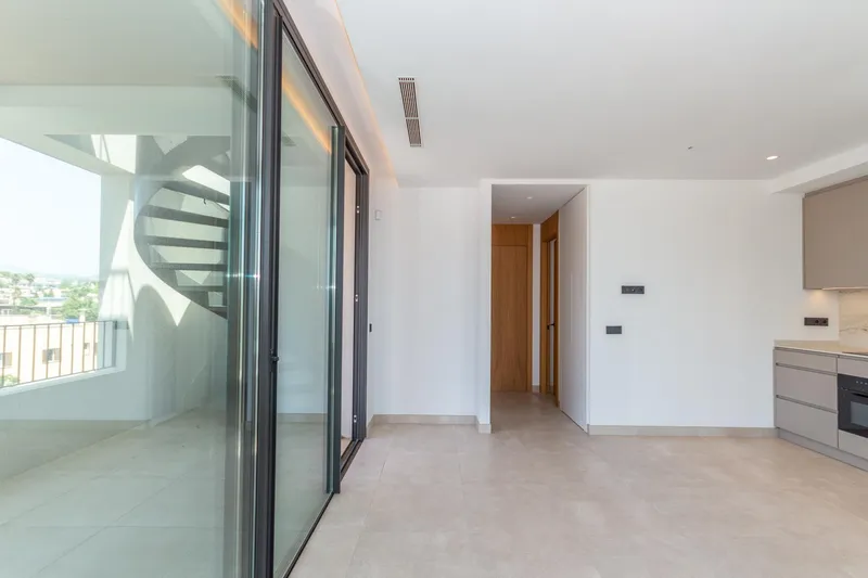 Excellent new-build penthouse with rooftop terrace and private pool in Son Armadams — photo 11