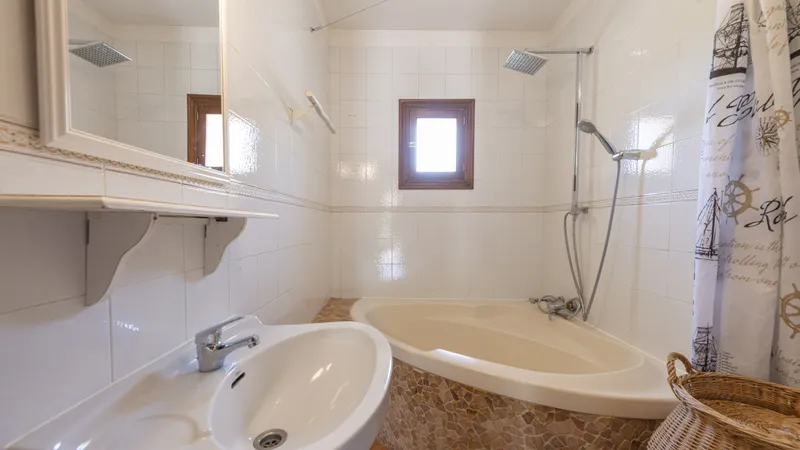 Finca in Porreres for sale with vacation rental license and lots of privacy — photo 11