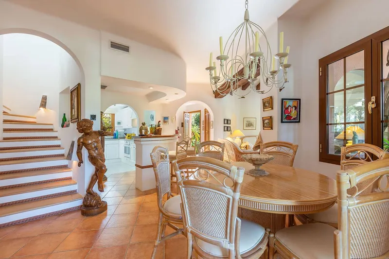 Villa with Mediterranean flair directly at the golf course — photo 8