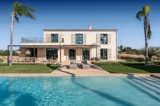 Portocolom, Mediterranean new-build finca with high-quality fittings and large pool near Portocolom — photo 1