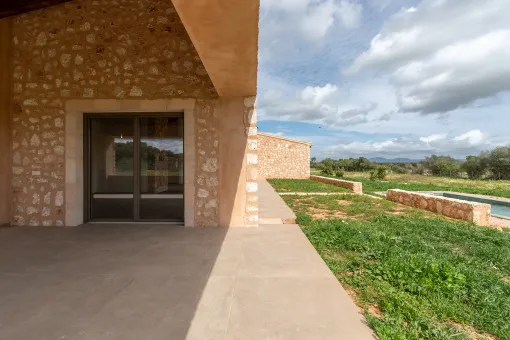 Campos: New-build finca with natural stone facade and pool in a quiet location between Campos and Es Trenc — photo 12