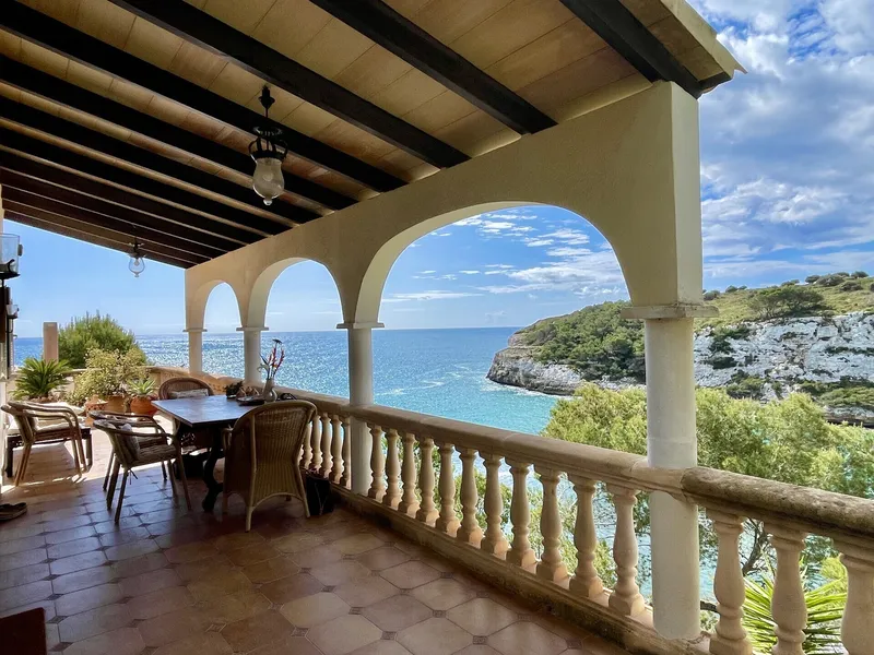 Featured: Chalet with impressive sea views in Cala Romántica — photo 2