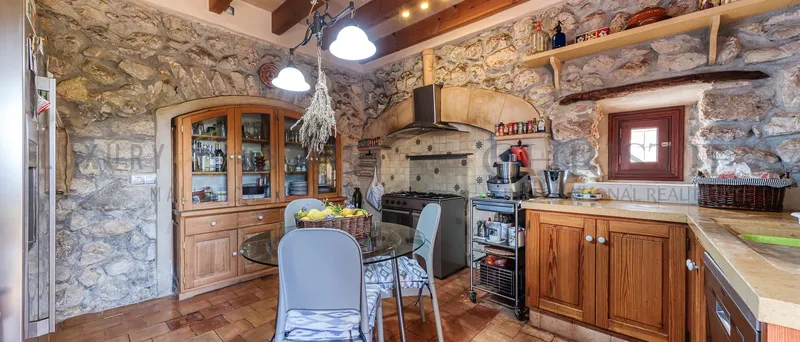 Finca in Andratx in the southwest of Mallorca near the village — photo 8