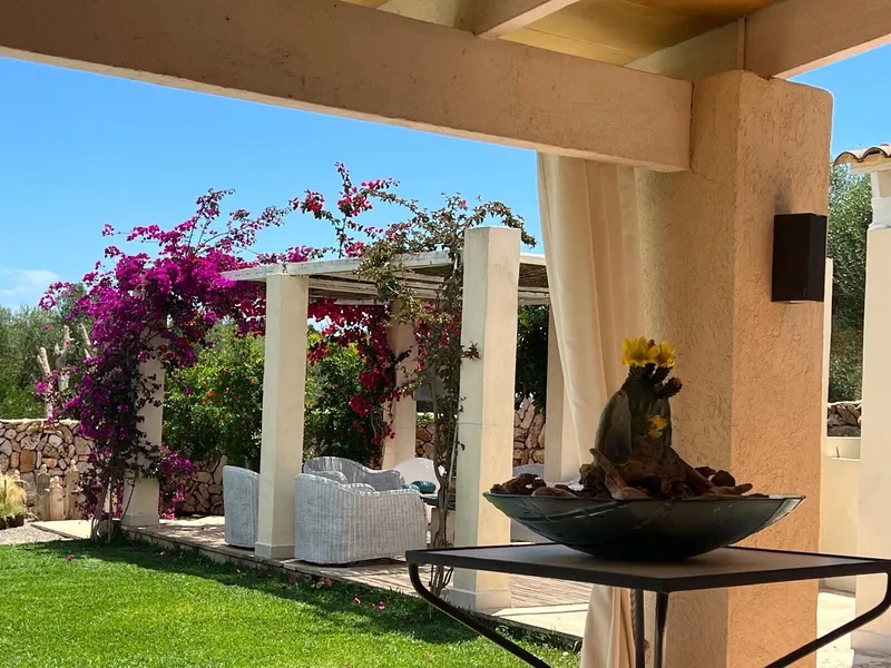 Unique art-inspired finca with independent guest house for sale in Santanyí — photo 3