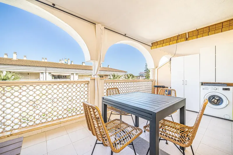 We exclusively present this penthouse in the sought-after area of Colonia de Sant Jordi. — photo 4