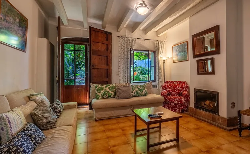Finca in Biniaraix with pool, views and rental lic ... — photo 4