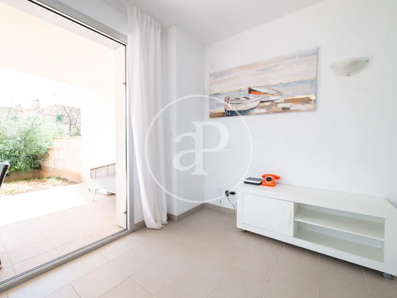 Apartment for rent in Camp de Mar — photo 6