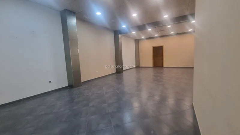 Commercial property in Llucmajor — photo 8