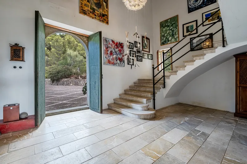 Charming finca in Andratx with pool, lots of privacy and distant sea views — photo 7