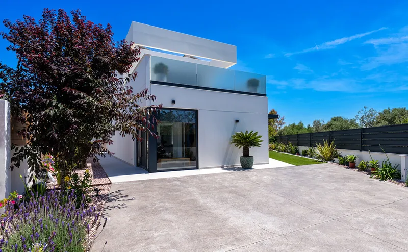 Contemporary villa with pool and garden in Palmany — photo 5