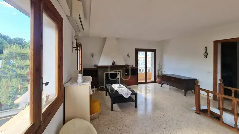 Chalet to Renovate in Establiments — photo 4