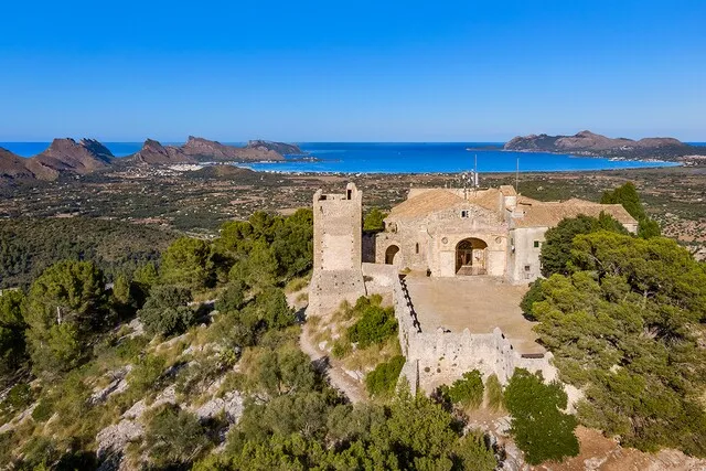 Amazing villa under construction for sale next to the golf course in Pollensa, north Mallorca — photo 9