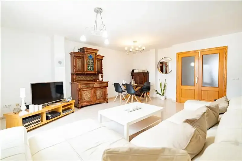 Apartment with terrace of approx. 25m2 with clear views — photo 3