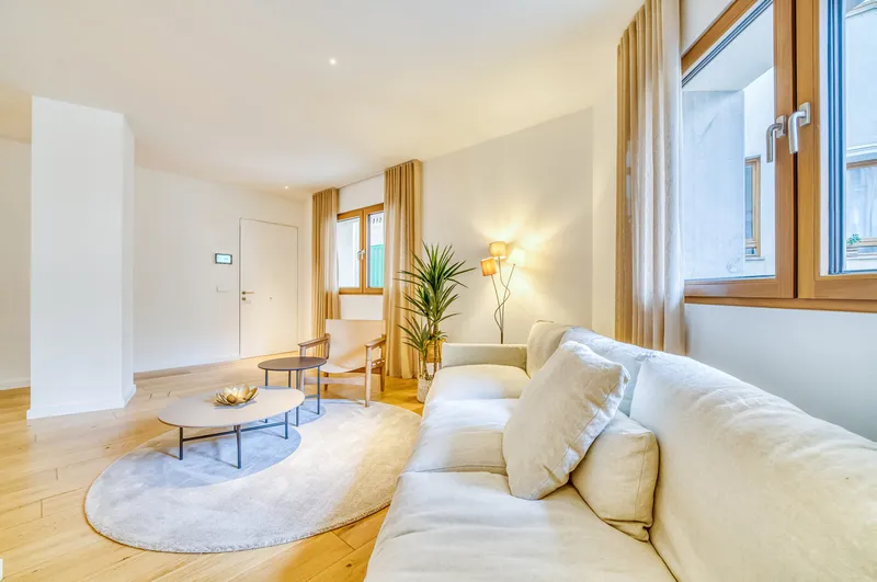 Apartment in Palma - Bright living area — photo 3