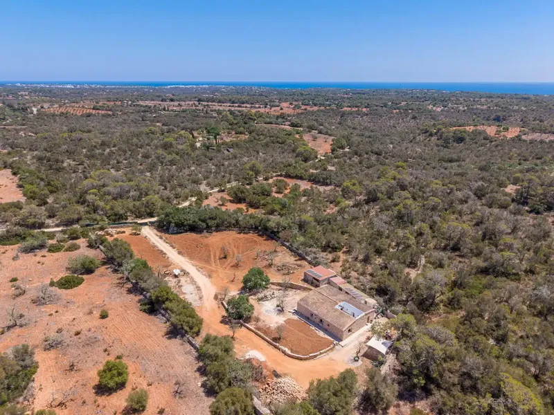 Beautiful rustic finca on a plot of 5,273 m² with a 195 m² house — photo 2