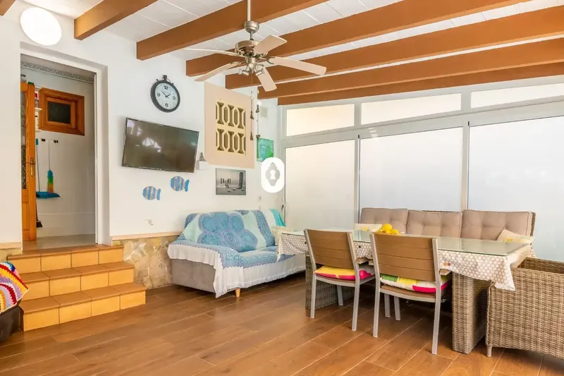 Exclusive semi-detached chalet in Playas de Muro with lake views — photo 9