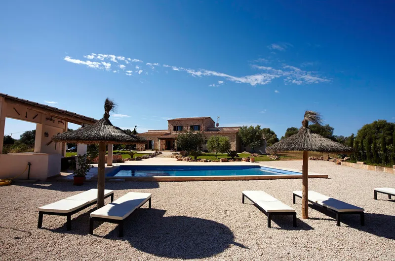 Finca with holiday rental license for 10 people in Santanyi — photo 2