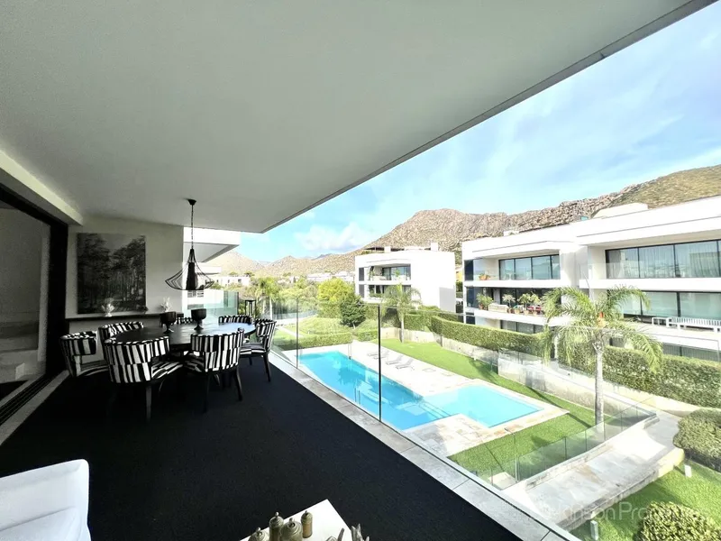 Luxury penthouse with private pool and sea and mountain views in a new development — photo 3
