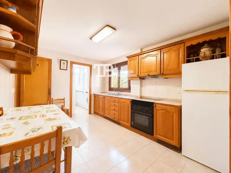 Apartment for sale in Calvià, Balearic Islands, Peguera area, with 120.00 m² built and 108.00 m² usable. It is a spacious and well-distributed home — photo 8