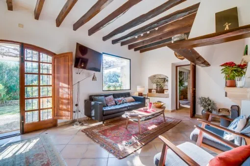 Pollensa, magnificent country house with 2 guest houses, swimming pool and tennis court amidst absolute rural idyll — photo 7