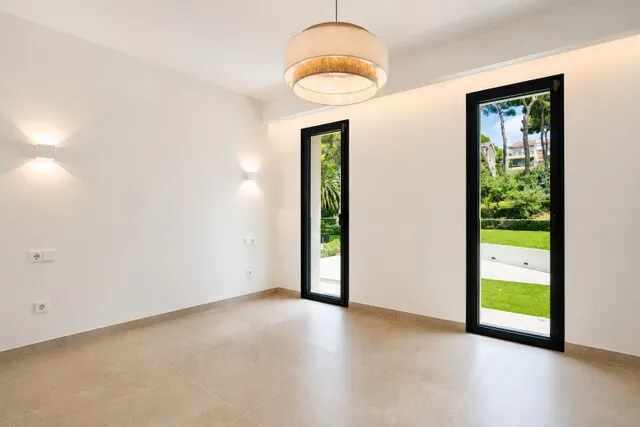 Modern renovated villa for sale in Santa Ponsa, Southwest Mallorca — photo 11
