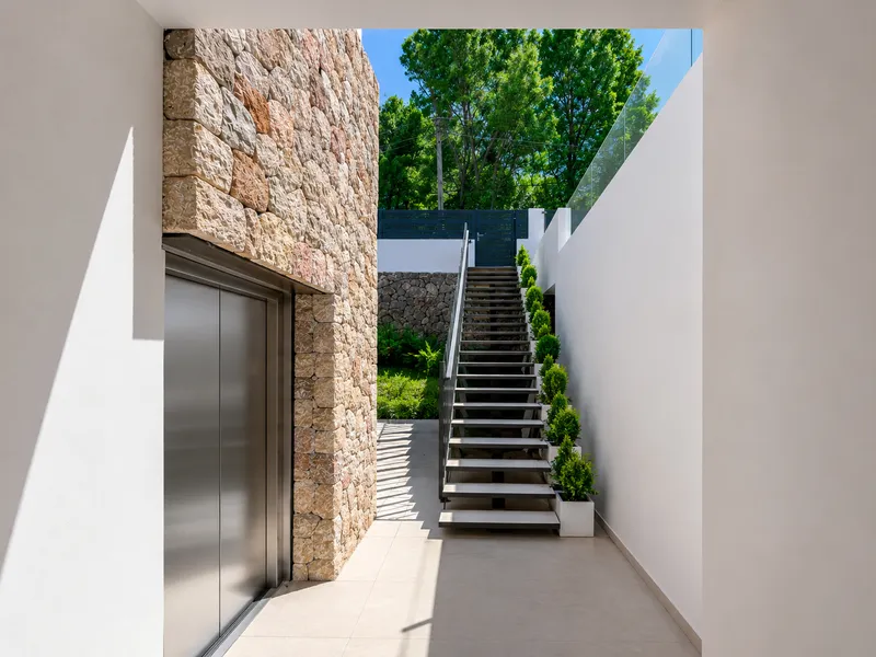 Modern new-build villa with stunning mountain views in Santa Ponsa Mas — photo 5