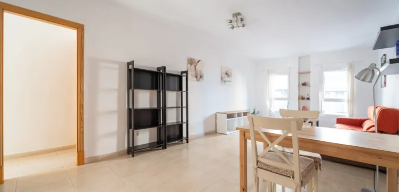 Apartment for sale in Campos, 75 m² with large terrace — photo 2