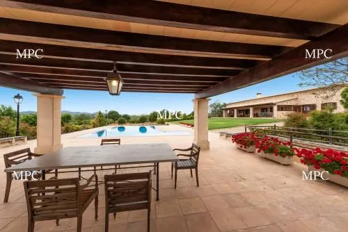 Spectacular country house with distant sea views and large swimming pool near Porto Cristo — photo 2