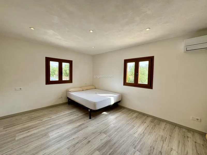 Country house in Ses Salines — photo 6