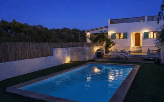 Chalet in Cala Llombards – with pool, garden and ETV license for 5 people — photo 2