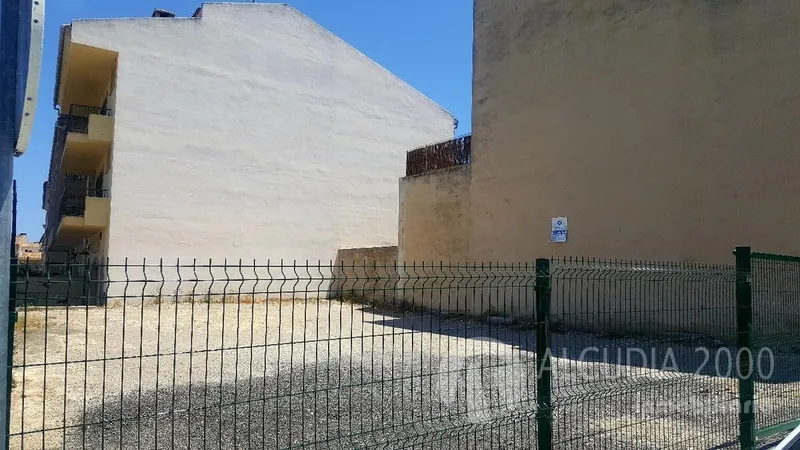 Plot — photo 2