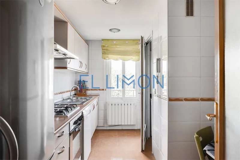 Apartment with terrace in school area — photo 6