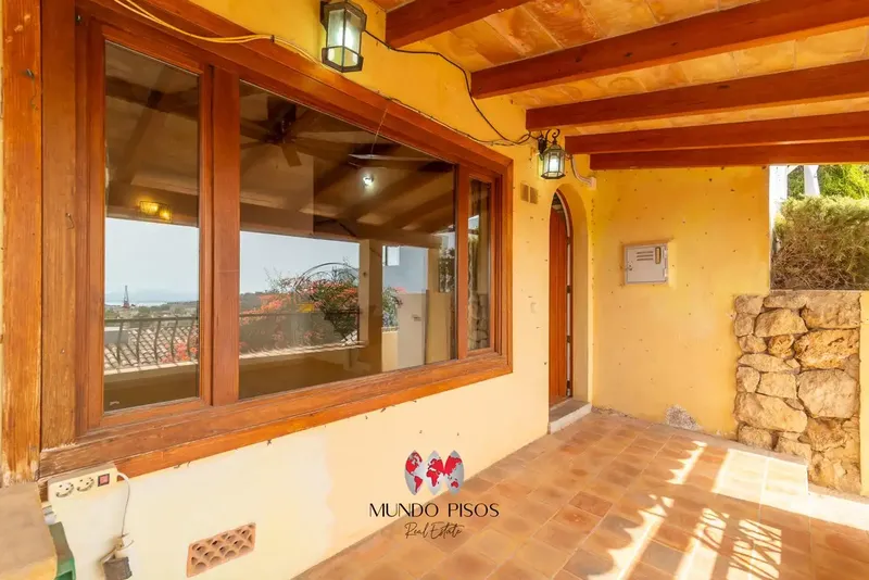 Charming townhouse to renovate with outdoor spaces and sea views in Génova, Palma de Mallorca, Balearic Islands — photo 10