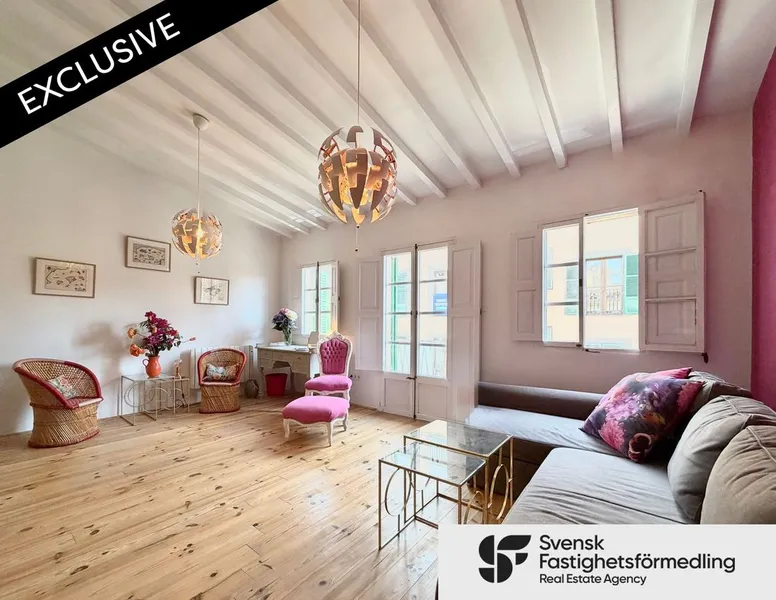 Penthouse for sale in Calle de Pou — photo 1