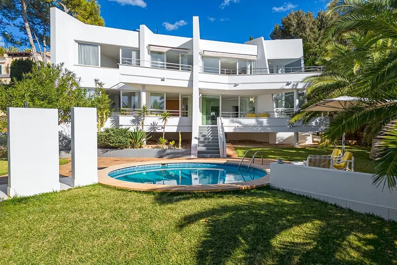 Villa in Santa Ponsa - Exclusive location with sea views and views of the Malgrats Islands — photo 1
